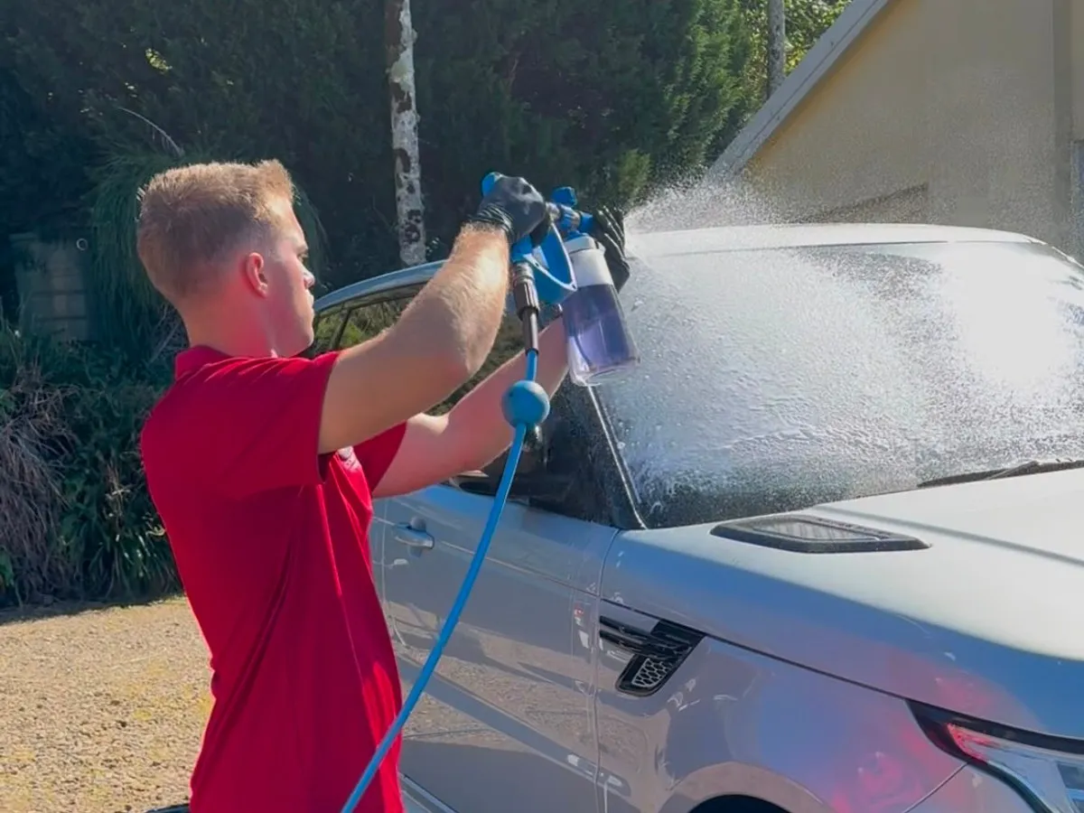 Range Rover snow foam pre-wash