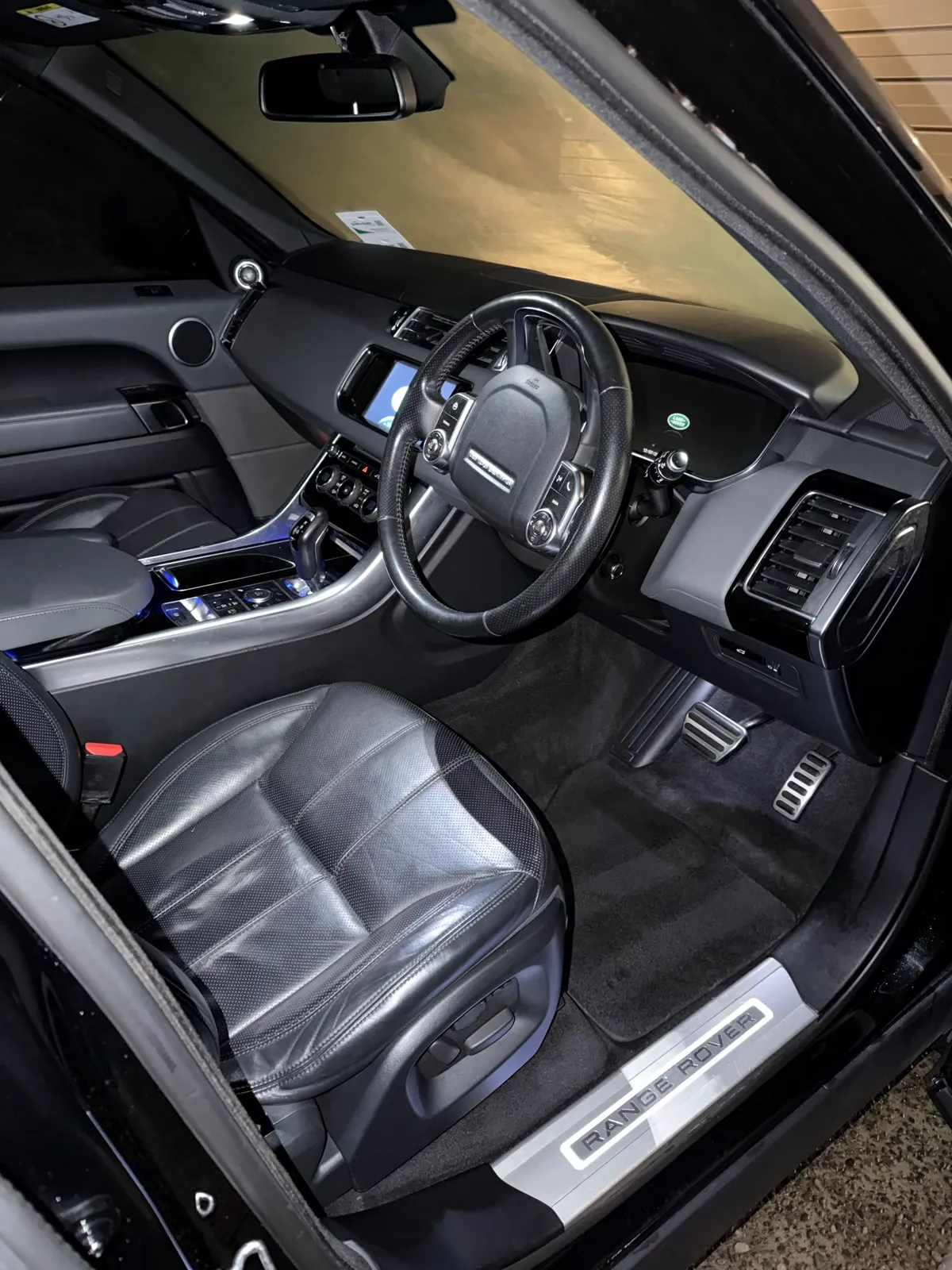 Range Rover Sport cabin cleaned and conditioned